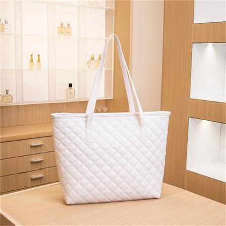 Kvinnor Rhombic Broderi Handväska Pu Läder Solid Fashion Tote