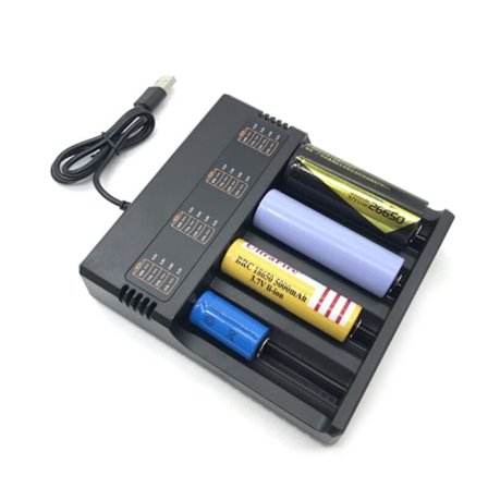 Smart 18650 Oplader 4 Slots Universal USB Intelligent Lithium Batteri Oplader til Genopladelige