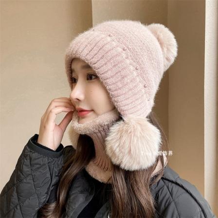 Varme vinterstrikkede lueluer Kuldebeskyttelse om høsten og vinteren Fleeceforet fortykket pels Ball Ørebeskyttelse Skjerf unisex Pink Pearl three 