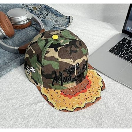 Amerikkalainen litteälierinen lippalakki, jossa on lovi. Miesten ja naisten yleiskäyttöinen baseball-lippis, kesäopiskelijoiden aurinkosuoja, 