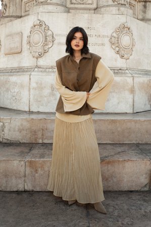 Shpresa x NA-KD Weste aus Kunst-Wildleder - Anzugwesten - Beige - EU 42