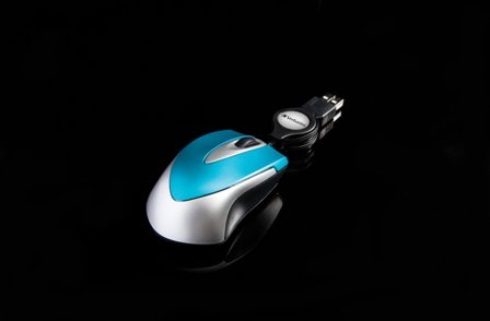 Verbatim Go Mini Optical Travel Mouse - Mus - høyre- og venstrehåndet - optisk - kablet - USB - karibisk blå