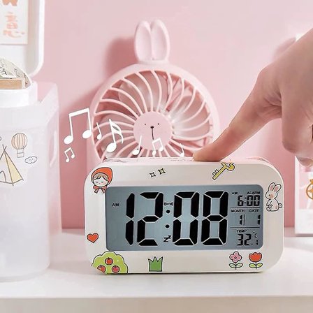 Vekkerklokke med nattlys, liten lettlest stor digitalt tall. Batteridrevet vekkerklokke for barn og voksne med søte klistremerker .whi db