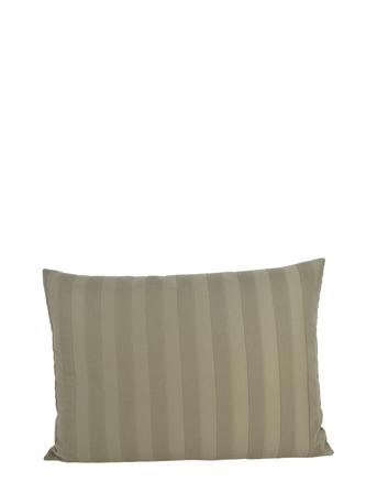 Alfred Cushion Cover 60X80 Cm Home Textiles Cushions & Blankets Cushion Covers Green Compliments