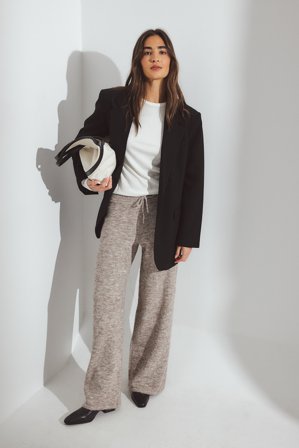 NA-KD Knitted Drawstring Trousers - Strikbukser - Brun - L