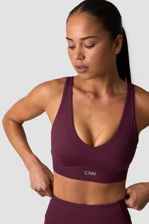 ICANIWILL - Essential Mid Support Sports Bra Dark Mahogany - Urheiluliivit - Naiset - Treenivaatteet ICIW:ltä