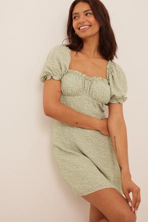 NA-KD Boho Robe mini plissée sur la poitrine - Robes à manches bouffantes - Vert - EU 38