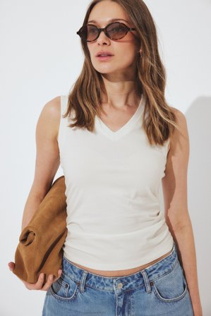 NA-KD V-Neck Sleeveless Top - Basic toppe - Råhvid - S