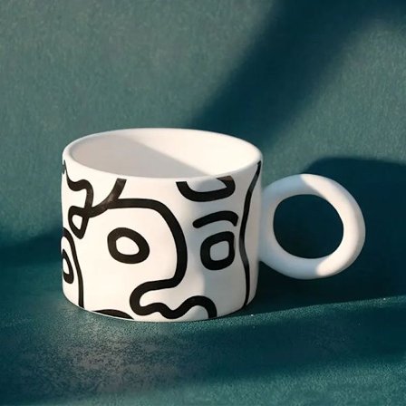 1pcs Personalized Graffiti Mug Breakfast Milk Coffee Mug for Friends Ceramic Cup Nordic Style Reusable Large Ear Drinkware Cup