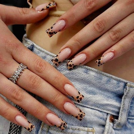 24 st Lång Kistformad Full Täckning Lösnaglar Leopardtryck Press-on Naglar