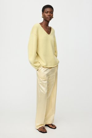 Soft Goat - Puff sleeve v-neck - Women cashmere sweater - M - Honeydew yellow