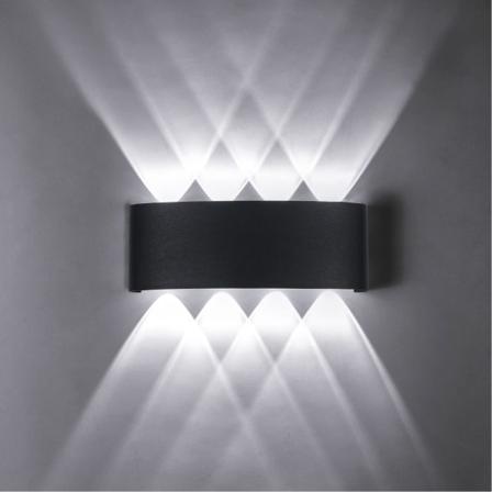 8W LED vegglampe, 6000K kaldt hvitt lys, IP65 vanntett vegglampe, moderne aluminium LED-lys, innendørs og utendørs tilgjengelig (svart)