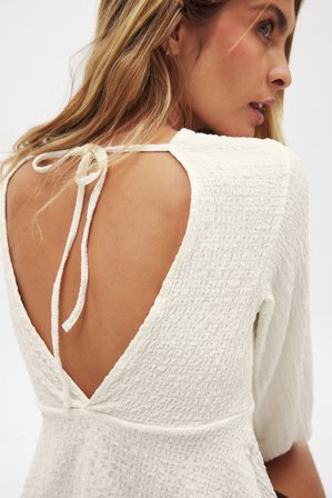 NA-KD Chemisier à manches ballon et dos ouvert - - Crème - M