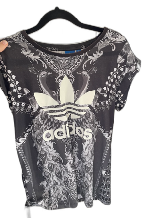 adidas t-shirt