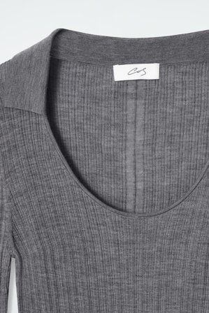 COS Women's Maglia In Lana Merino Con Colletto Aperto in Grigio