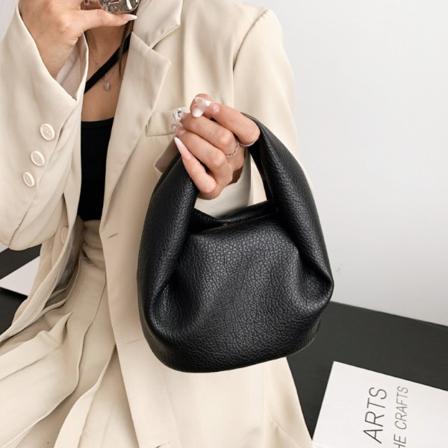 Crossbody Laukut Olkalaukut MUSTA black