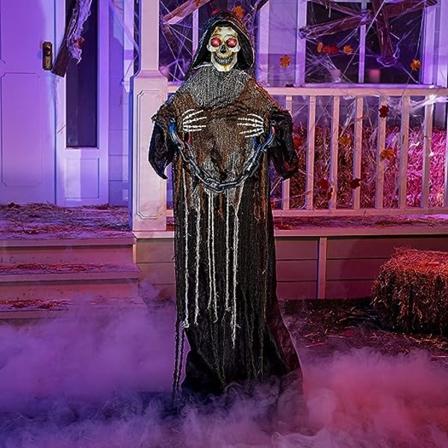 67" Halloween-animoitu viikatekoriste ketjuilla, luonnollisen kokoinen kallo hehkuvilla silmillä, kammottava Halloweenin kummitustalo
