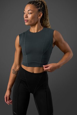 ICANIWILL - Reboot Cropped Tank Top Night Green- Tanks - Dames - sportkleding van ICIW