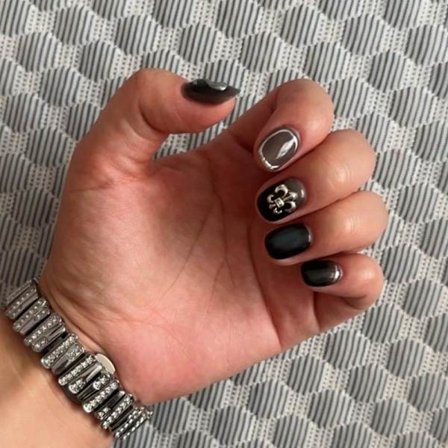 10 stk Svarte Kromhjerter korte negler, håndlagde, avtagbare, korte firkantede/runde.m