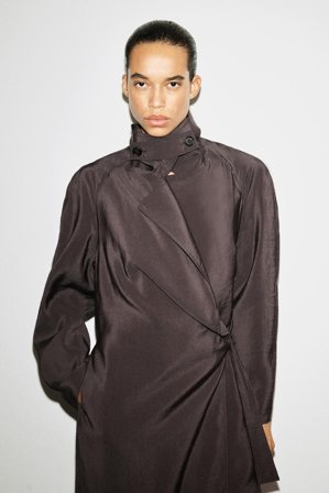 COS Women's Abito Midi Utility In Stile Trench in Marrone