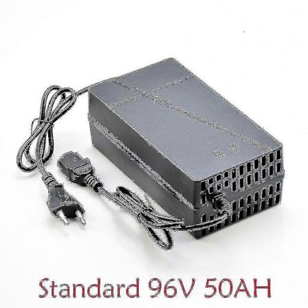 48V 60V 72V 96V 50Ah 60Ah Älykäs lyijyakkulaturi Yhteensopiva sähköisten kolmipyörien, polkupyörien, skoottereiden, ATV-mönkijöiden ja Go Kart -