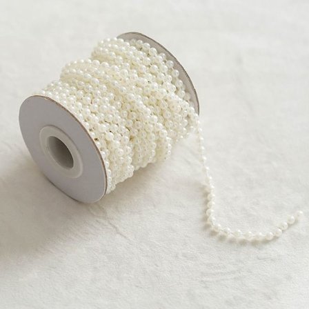 Keinohelmet Helmet Ketju Helminauha Garland MILK WHITE