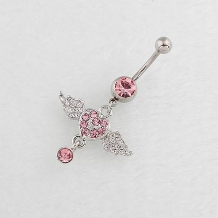 Navelring i form av kärleksängelvingar med infattad diamant