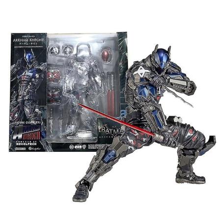 2024 Amazing Yamaguchi Arkham Knight Actionfigur #024 Modell Pvc Bat 17cm Samling Rörlig Anime Figur Leksaker För Barns Gåvor
