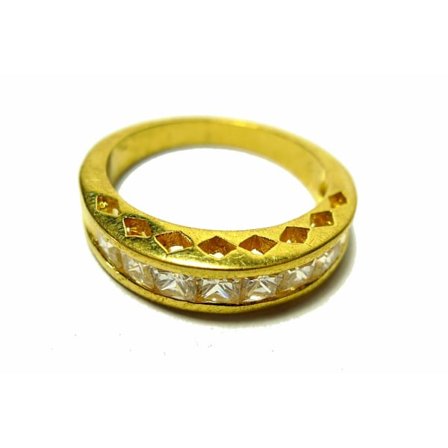 18k Guldpläterad ring med 8 CZ stenar