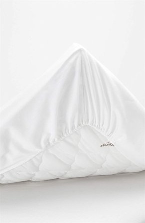 Cellbes of Sweden - Stretchlaken i sateng Økologisk bomull i hvit i størrelse 140 x 200 + 25 cm