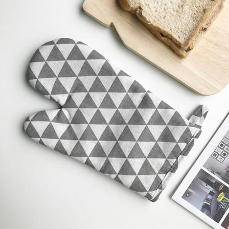 Ugnsvantar i bomull och linne Värmebeständig, halkfri för köksmatlagning, bakning Grey Triangle