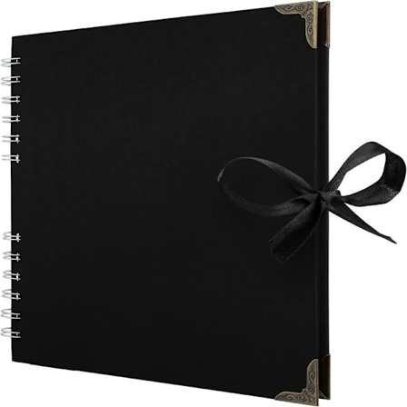 Neliönmuotoinen leikekirja valokuva-albumi 60 sivua (21 x 21 cm) paksu paperi, kovat kannet, metallikulmat, nauhakiinnitys (musta, 21 x 21 cm)