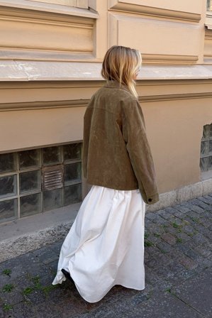 NA-KD Jacke aus Kunst-Wildleder mit Taschendetail - Kunstlederjacken - Beige - EU 40