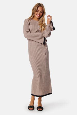 BUBBLEROOM Round Neck Rib Knitted Maxi Dress Beige L