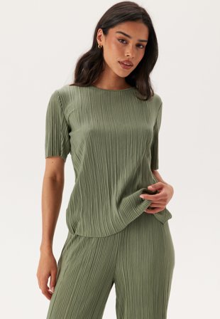 VILA - Viplisa O-neck S/S Top - Kläder - - Bubbleroom