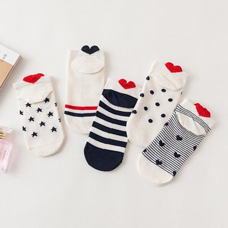 5 paria nilkkasukkia naisille, puuvillaa, söpöjä sydämiä, raidallisia