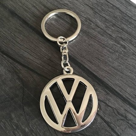 VW Nyckelring i metall i silver