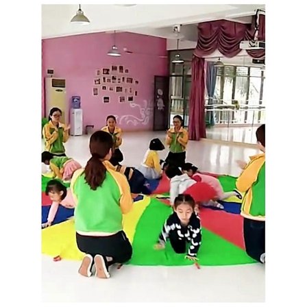 3 Meter Barn Fallskjerm Spill, Regnbue Stoff Spill Fargerik Festmatte med Håndtak, Barn Utendørs Spillteppe