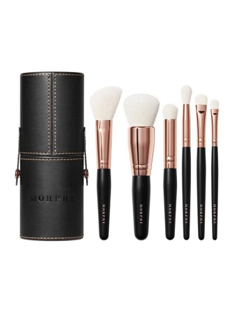 Morphe Rosé Away Set cont.: Deluxe Buffer Brush 32 g + Angled Contour and Blush Brush 9 g + Buffer Brush 11 g + Blending Crease Brush 5 g + Concealer 