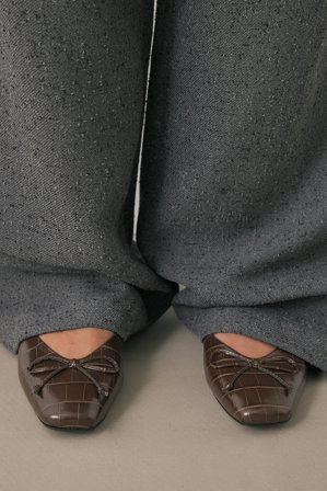 NA-KD Ballerinas mit eckiger Spitze und Schleife - Flache Schuhe - Braun - EU 40