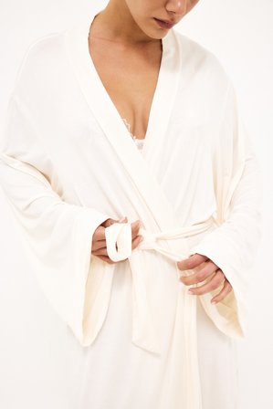 NA-KD - Myk maxikåpe - Nattøy - Beige - XS / S