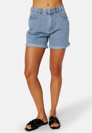 VERO MODA - Vmzuri HR Loose Shorts - Light denim - Kläder - - Bubbleroom