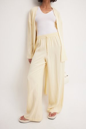 NA-KD Lyocell-Hose mit elastischem Bund - Hosen mit hoher Taille - Gelb - EU 40