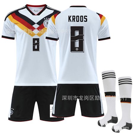 2025-26 VM 10 Musilla hjemmefotballdrakt 13 Mueller 6 Kimihi drakt