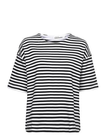 Drewkb Ss Tee Patterned Karen By Simonsen