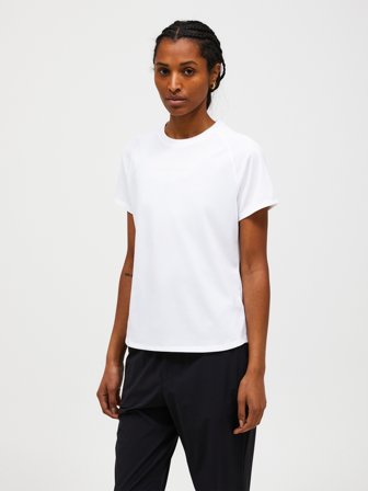 Peak Performance - Active Tee Women