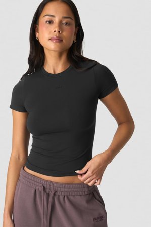 Essence Seamless Tee Black