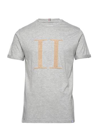Encore Bouclé T-Shirt Grey Les Deux