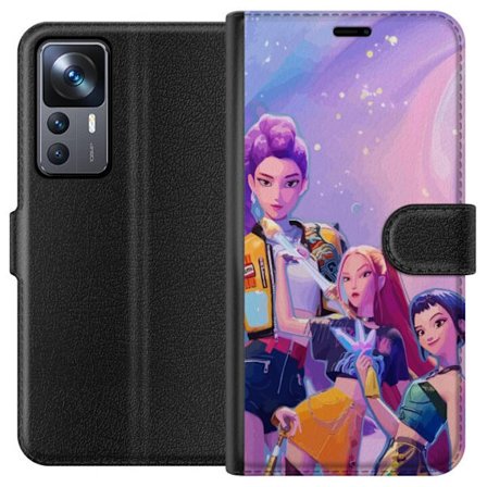 Kompatibelt Lommeboketui til Xiaomi 12T Futuristiske popdamer i neonfarger med magiske detaljer mot en drømmeaktig galaksebakgrunn