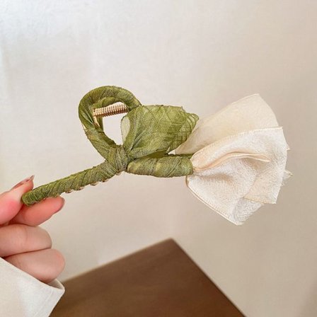 Shark Clip Tulip Flower Hair Claw BEIGE